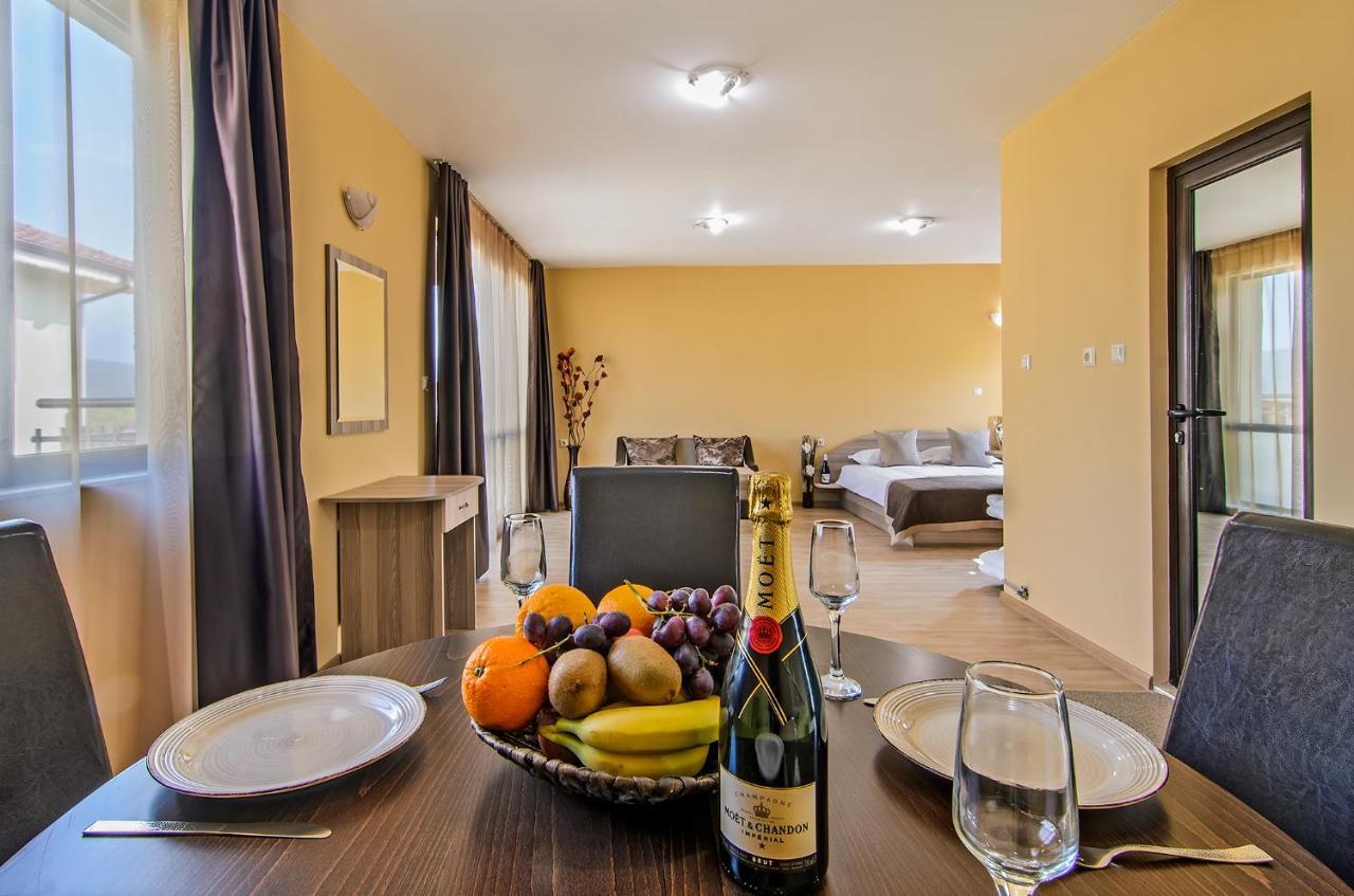 Alex Village Shkorpilovtsi Zewnętrze zdjęcie